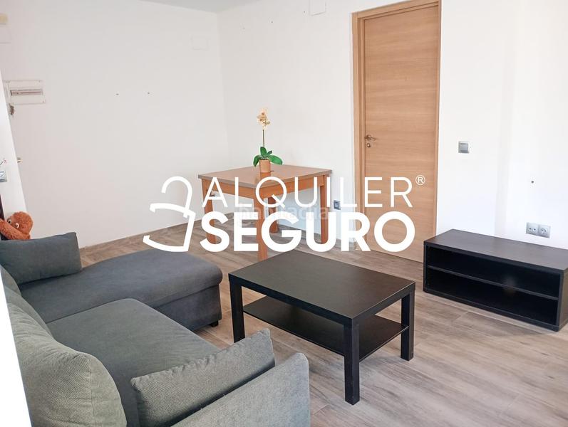 Foto 6c45ba24-1479-4ad7-adba-bc3ec86ce0a4. Alquiler ático  c hermanos oliver en Olletas - Sierra Blanquilla Málaga