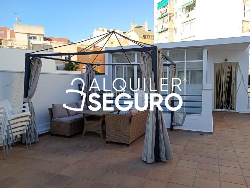 Foto 6d9710b1-c61b-42b3-a8d7-092554f05e3d. Alquiler ático  c hermanos oliver en Olletas - Sierra Blanquilla Málaga