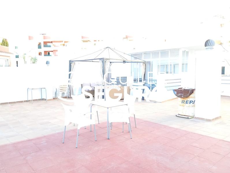 Foto 969117ea-5e0e-4eac-a7b7-70b85c269795. Alquiler ático  c hermanos oliver en Olletas - Sierra Blanquilla Málaga