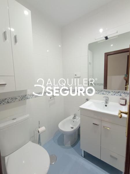 Foto 48dd373b-49ac-4cb2-a587-67d3777a4b85. Rent flat with heating in Los Ángeles Madrid