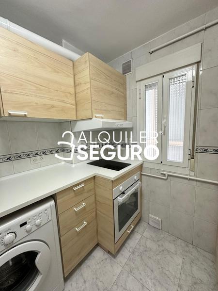 Foto 9966c5b7-2aae-493c-92ab-204f671f4aaa. Rent flat with heating in Marroquina Madrid