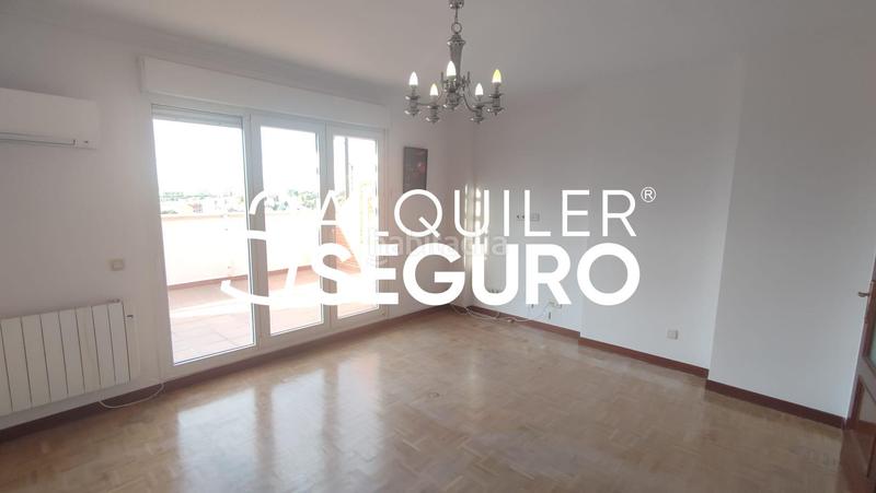 Foto 2ffa672c-ffd8-433b-97a3-7d274c6c1eb9. Affitto attico con riscaldamento parcheggio in Tres Olivos-Valverde Madrid