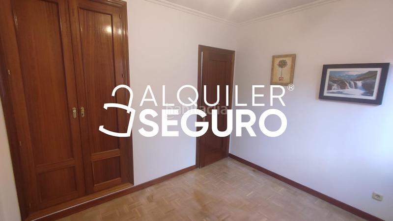 Foto 6461fd63-b9d8-4824-b47e-44cc1aef9ab2. Location attique avec chauffage parking dans Tres Olivos-Valverde Madrid