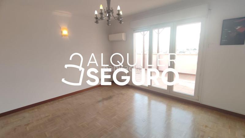 Foto b2507f46-13fb-4312-81db-fe4f834b1614. Location attique avec chauffage parking dans Tres Olivos-Valverde Madrid