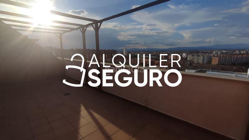 Foto ceb6de96-fda1-49c1-9392-7d6ad11e7bc9. Location attique avec chauffage parking dans Tres Olivos-Valverde Madrid