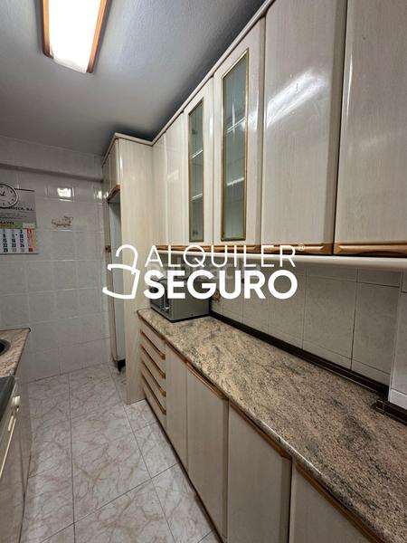 Foto 3a978119-2039-491f-9d04-4a23005513b9. Alquiler piso  c de francisco villaespesa en Ventas Madrid