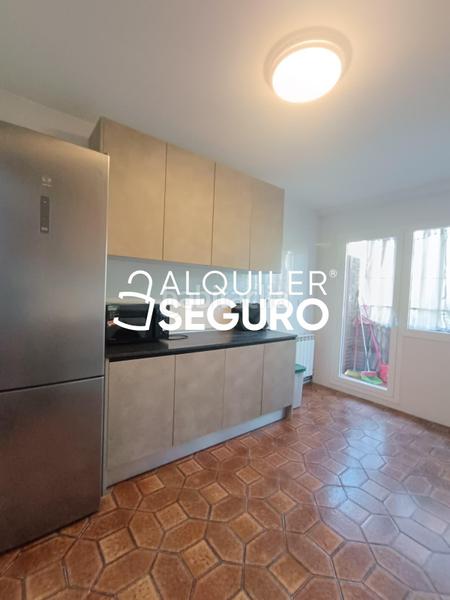 Foto 6312edcf-eaf6-47e0-8827-67c48fc298de. Rent flat with heating in Centro Valdemoro