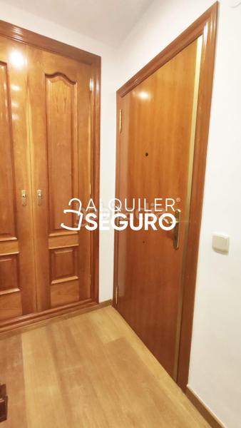 Foto ec33f002-1b65-4e28-b5d3-88fa7bfd4102. Lloguer pis amb calefacció aparcament a Ciudad Universitaria Madrid