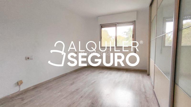 Foto 41edd0bc-06c4-4d60-9316-3d6700d64762. Alquiler piso  av. maestro rodrigo en Sant Pau Valencia