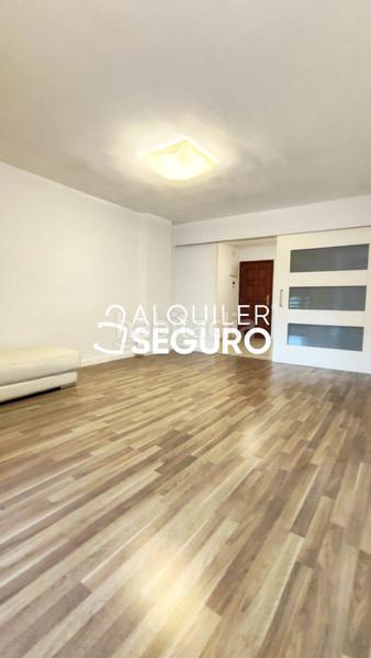 Foto ac1a3818-8677-4615-832f-19fe476b8ae8. Alquiler piso  av. maestro rodrigo en Sant Pau Valencia