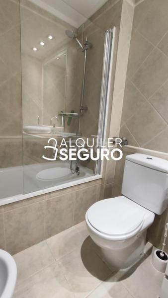 Foto 4af8c663-a8db-4f1c-b3fb-e3738428c031. Miete etagenwohnung mit parking in Sant Pau Valencia