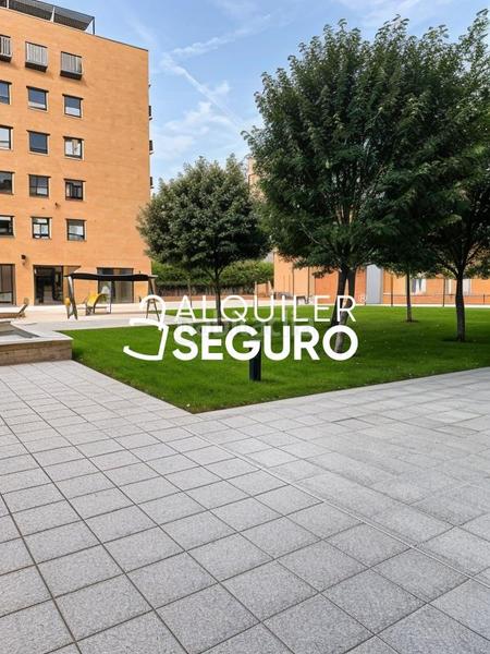 Foto 41c01b81-a7a2-48f2-9088-d8a1479ecd96. Affitto appartamento con riscaldamento parcheggio piscina in Alcorcón