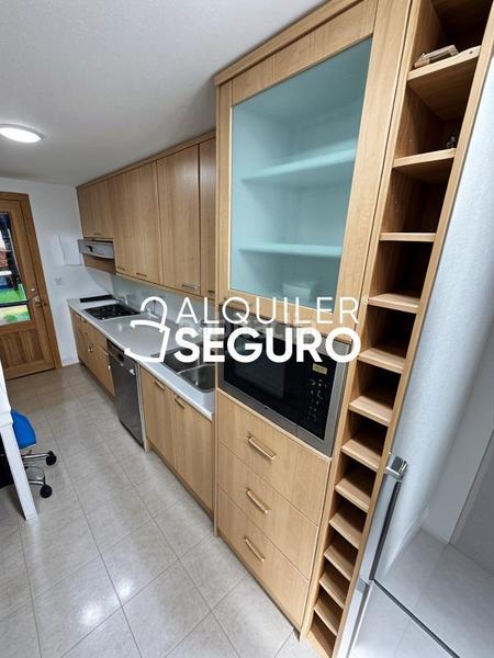 Foto 47faecb0-8f43-4dbb-858f-74935489c86c. Alquiler piso  c gardenias en Valderas-Los Castillos Alcorcón