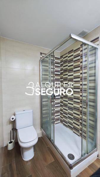 Foto 5afda606-f499-455e-b16e-6c74665eb9da. Rent flat with heating in Castillejos-Cuzco Madrid