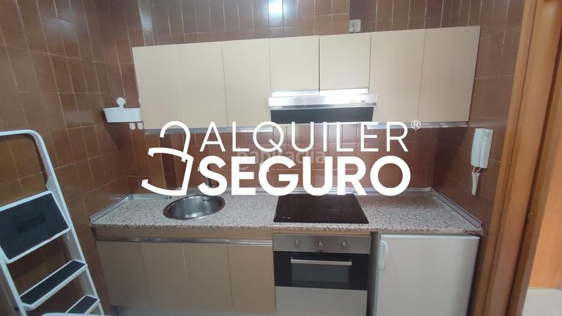 Foto bfc139c8-b9bd-4d6b-aed3-a83b8c0f4e72. Alquiler piso  c isla graciosa en Tres Olivos-Valverde Madrid