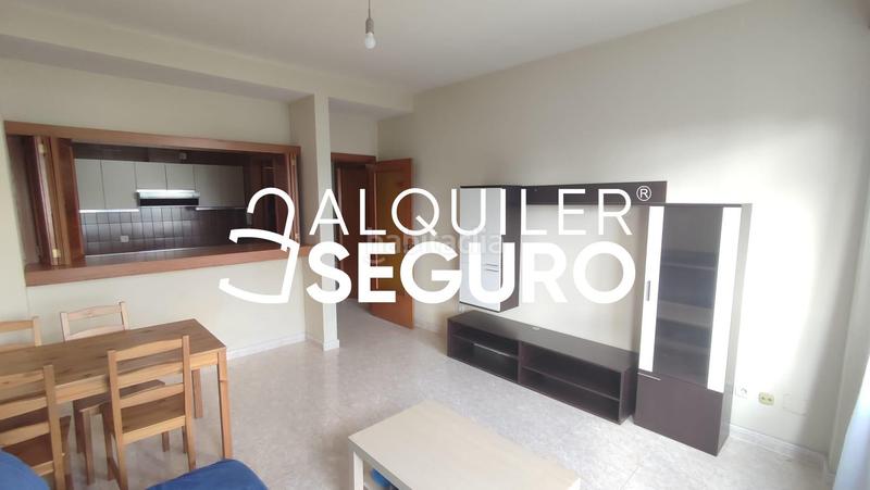 Foto 614c289b-ce57-435b-8295-236c2c38455a. Miete etagenwohnung mit heizung in Tres Olivos-Valverde Madrid