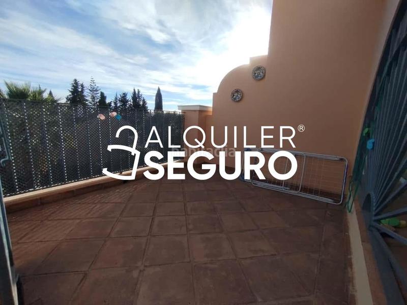 Foto fdbd938f-654e-4f78-b7f8-488a4db307e2. Affitto chalet con riscaldamento parcheggio in La Carolina - Guadalpín Marbella