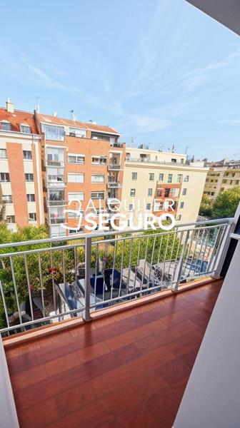 Foto b41d354d-0734-401a-a606-4080e809c203. Affitto appartamento con riscaldamento in Hispanoamérica-Bernabéu Madrid