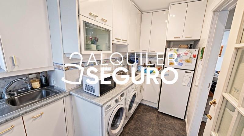 Foto e0def348-df20-4e7d-bace-c84dab18c8e8. Miete etagenwohnung mit heizung in Hispanoamérica-Bernabéu Madrid