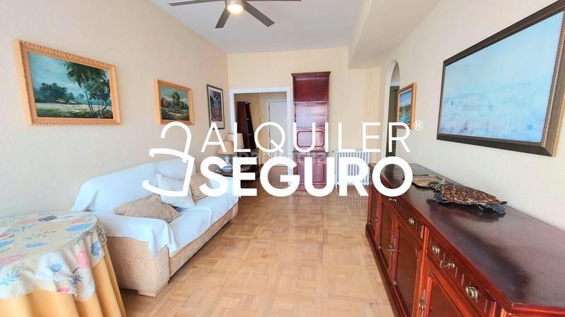 Foto f03a1b4e-7e14-4559-a0a9-1606aabf30d1. Miete etagenwohnung mit heizung in Hispanoamérica-Bernabéu Madrid