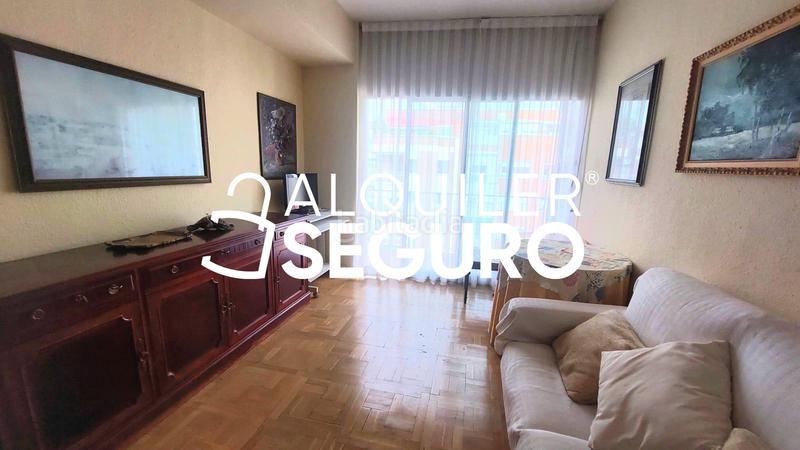 Foto 9c16e8cc-226d-4c83-a9e2-f811a5d6ec80. Rent flat with heating in Hispanoamérica-Bernabéu Madrid