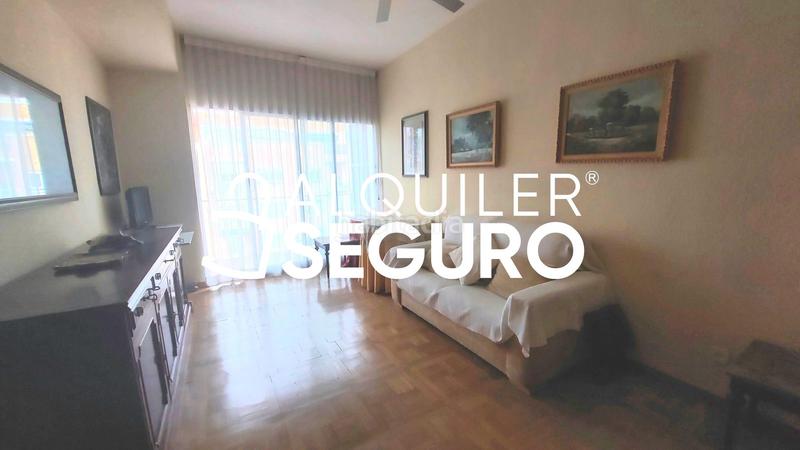 Foto bc54f6a2-9a3e-415a-8530-10364cecb706. Rent flat with heating in Hispanoamérica-Bernabéu Madrid