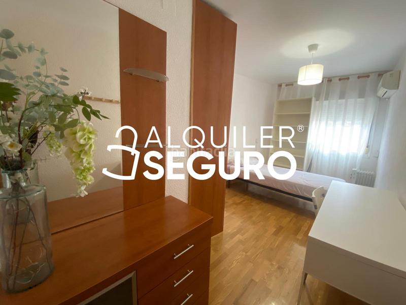 Foto ed895412-54fe-4fca-ad0b-87eff69ce692. Miete etagenwohnung in Entrevías Madrid