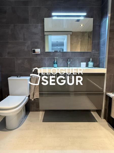 Foto 53de3814-9012-41d7-b678-f36c05d8d5d3. Location appartement avec chauffage parking dans Centre Pineda de Mar