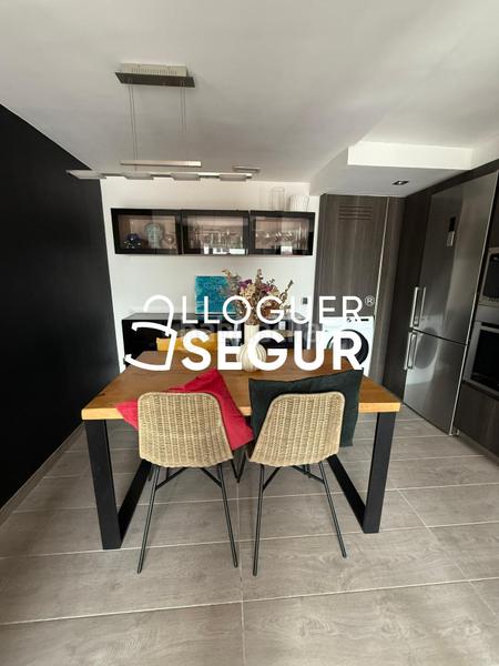 Foto 87dc8e46-99cc-4b4c-a89b-e267a9d288bd. Location appartement avec chauffage parking dans Centre Pineda de Mar