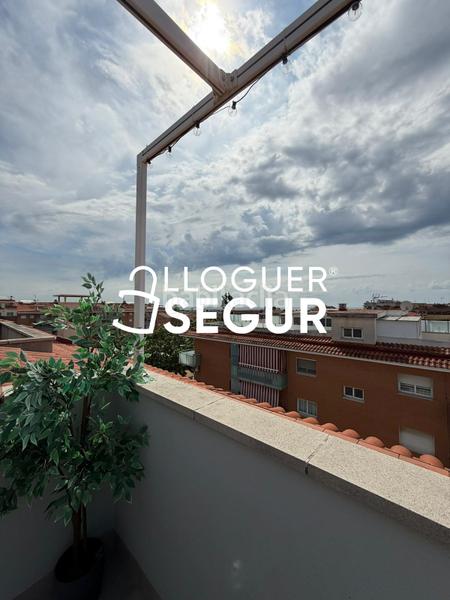 Foto 36b2b255-200b-4d2d-97d3-d658d80970b9. Rent flat with heating parking in Centre Pineda de Mar