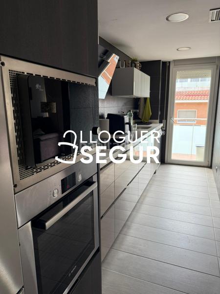 Foto ec4177c1-43f1-467f-864e-4a9967691d30. Rent flat with heating parking in Centre Pineda de Mar