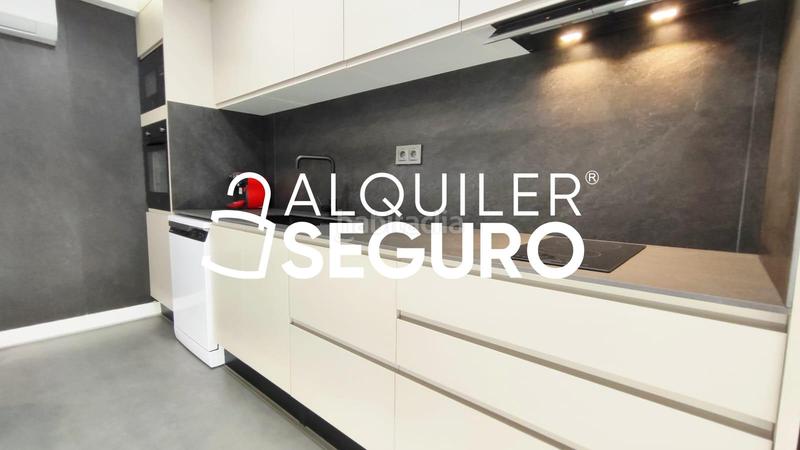 Foto 56bcc73c-8636-414c-9ba3-09b8af762cb0. Alquiler estudio  av. ramón y cajal valencia en Catarroja