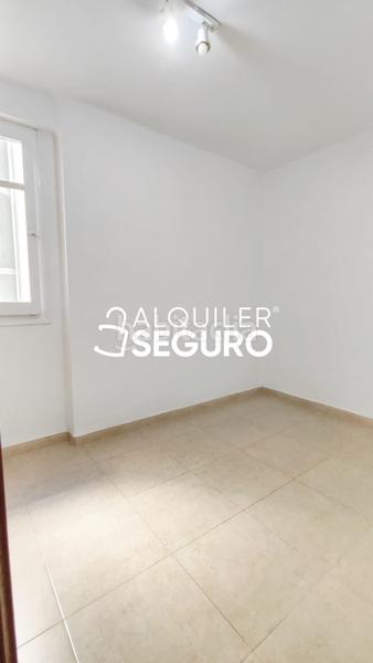 Foto 476994c9-46d6-4ef6-882e-03c0ca80c396. Alquiler piso  av. ausias march en La Punta Valencia