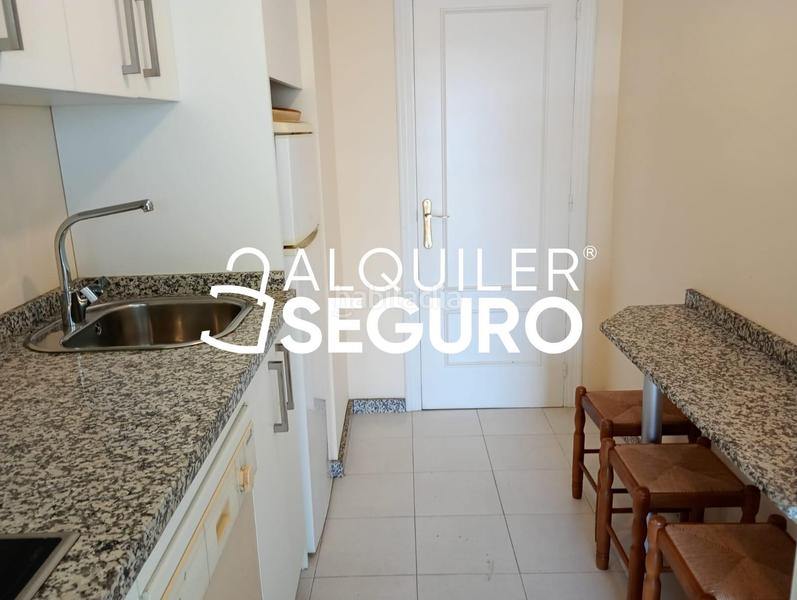 Foto 694dffb8-27b5-4a21-b273-f29569dc554d. Location appartement avec parking piscine dans La Cala del Moral Rincón de la Victoria