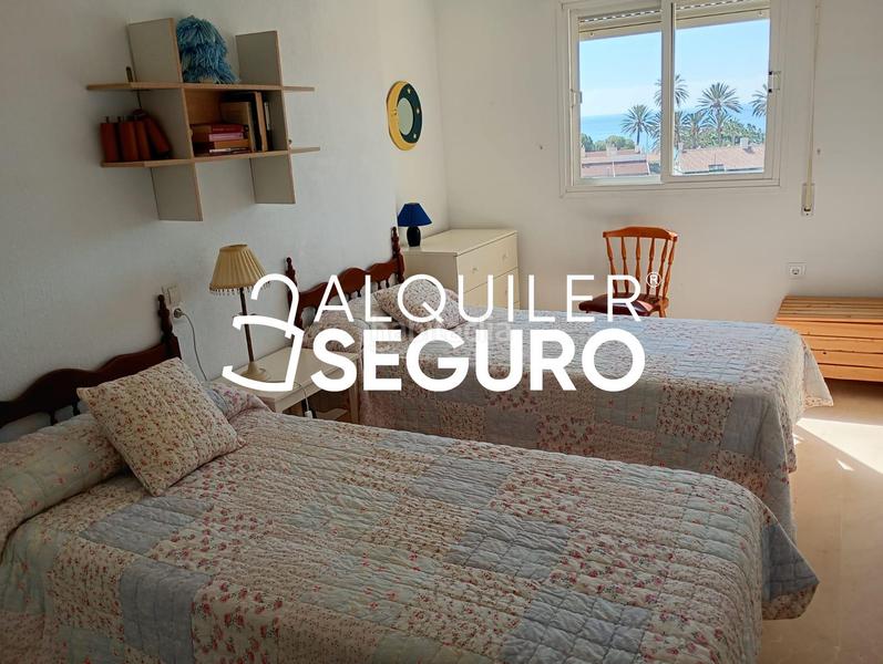 Foto a8cfa59d-f601-4be6-bf16-7a8051c17dbd. Location appartement avec parking piscine dans La Cala del Moral Rincón de la Victoria