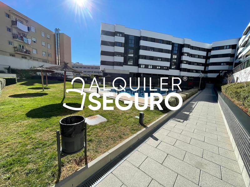 Foto 4d64267a-b695-432f-8bf4-cb32ecc0eba6. Alquiler piso  c blvr. de salvador allen en Centro Alcobendas