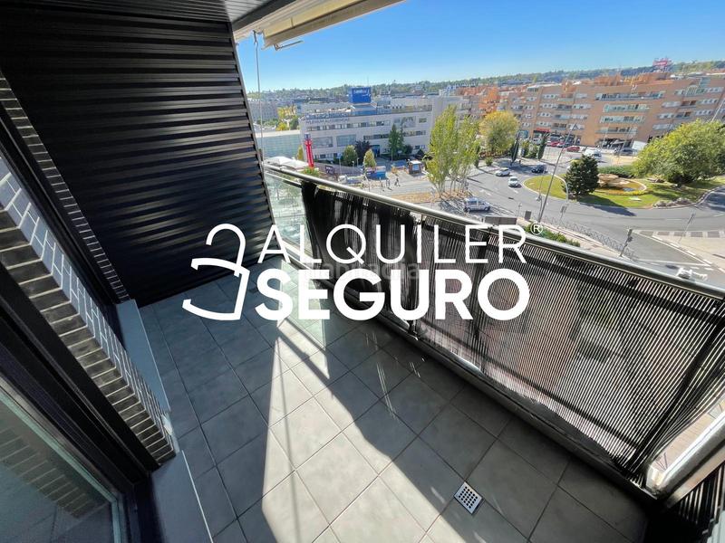 Foto 8500bb32-b8c6-4c62-8ed1-feef0651a408. Location appartement avec chauffage parking piscine dans Alcobendas