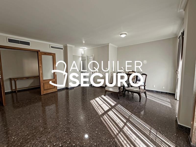 Foto bef1995e-93d2-4c43-bf7d-5e51038e13bc. Alquiler piso  pl. ina en El Molí Torrent