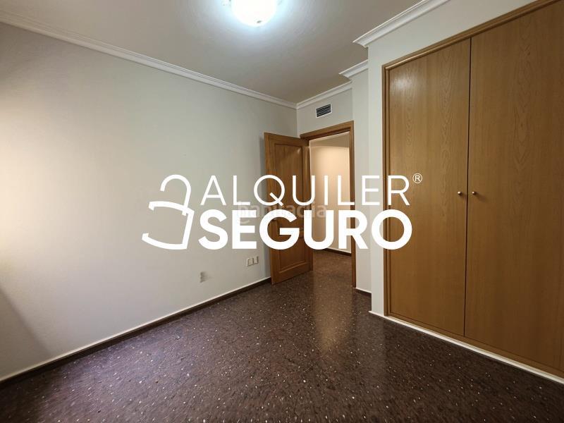 Foto c94c39e6-9e06-471f-919b-b89897259318. Alquiler piso  pl. ina en El Molí Torrent