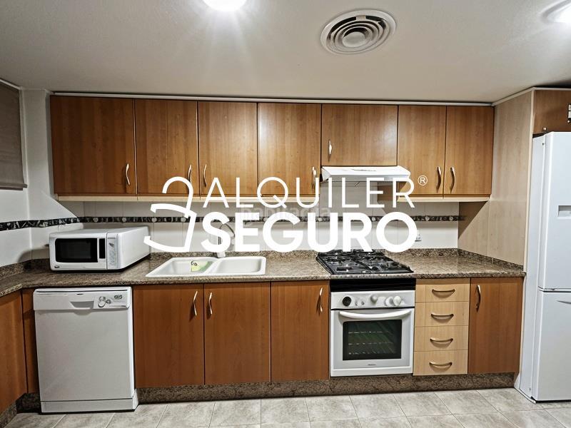 Foto 8f5276c6-64b8-4a9d-a7af-d8e7d1768e96. Lloguer pis amb aparcament a El Molí Torrent