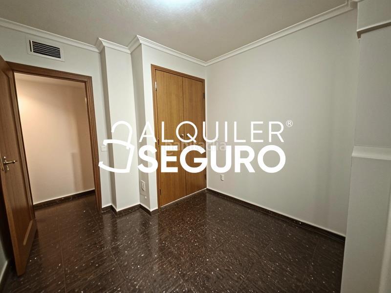 Foto ba77f187-f7a8-418f-9b51-b3aceb60aee9. Lloguer pis amb aparcament a El Molí Torrent