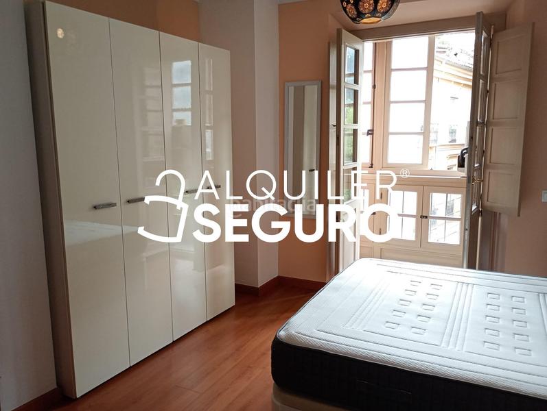 Foto 5427bc73-87bb-4371-8e12-ecc3208bdae6. Rent studio in La Goleta - San Felipe Neri Málaga