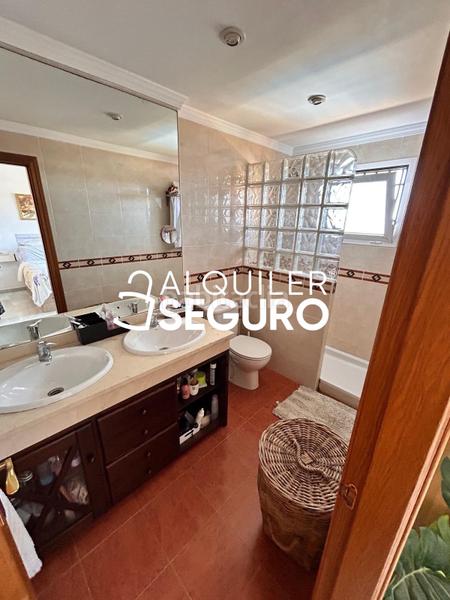 Foto eecf4ea8-d701-4270-8156-3895de3d50e8. Affitto chalet con parcheggio piscina in Chilches