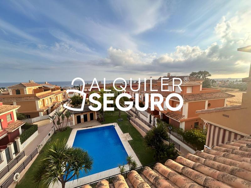 Foto ef857cd7-b80c-4a1a-ad3a-753eedde59c7. Affitto chalet con parcheggio piscina in Chilches