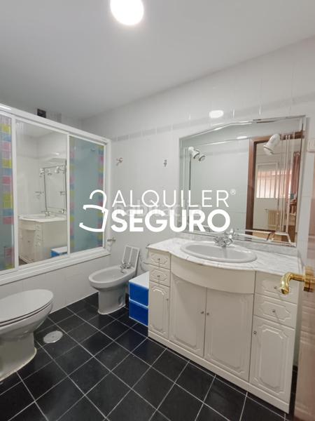 Foto 9fa6ed98-17e9-4812-b310-751278b88d37. Affitto appartamento con riscaldamento in Butarque Madrid