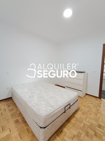 Foto c73fef4e-6e78-4f86-a4d9-ffbdd835a44d. Miete etagenwohnung mit heizung in Butarque Madrid