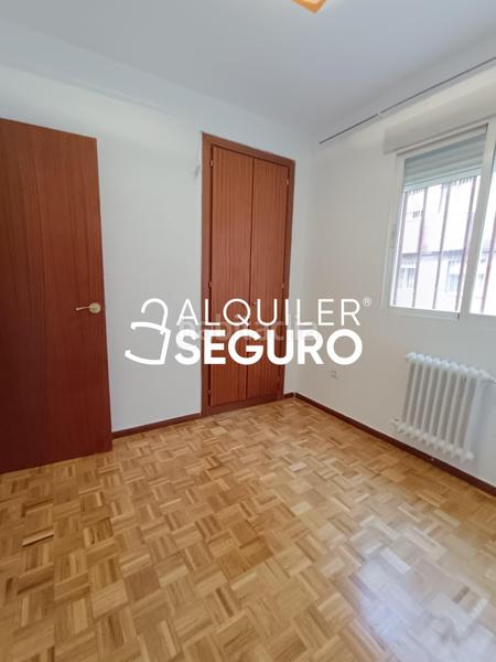 Foto deb1d2ce-a133-40ee-927f-e85d09f52237. Miete etagenwohnung mit heizung in Butarque Madrid