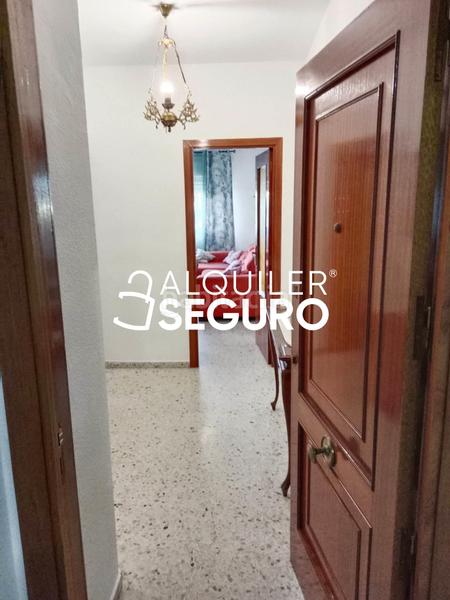 Foto 411d1eac-b1c2-4f73-afb0-38d692c70890. Rent flat with parking in Centro Mérida