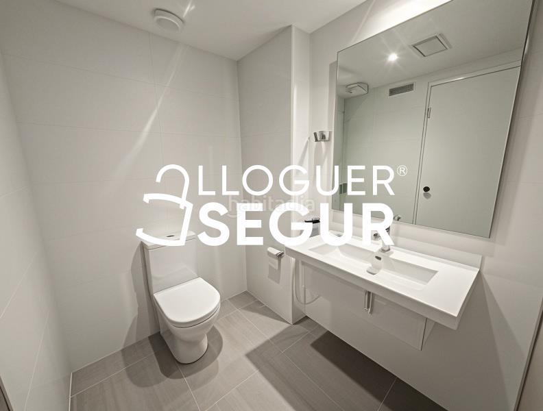 Foto 6607ca41-039f-4586-89b5-49176bef9ef5. Alquiler piso  pje. dels rosers cornella de llobregat en Cornellà de Llobregat