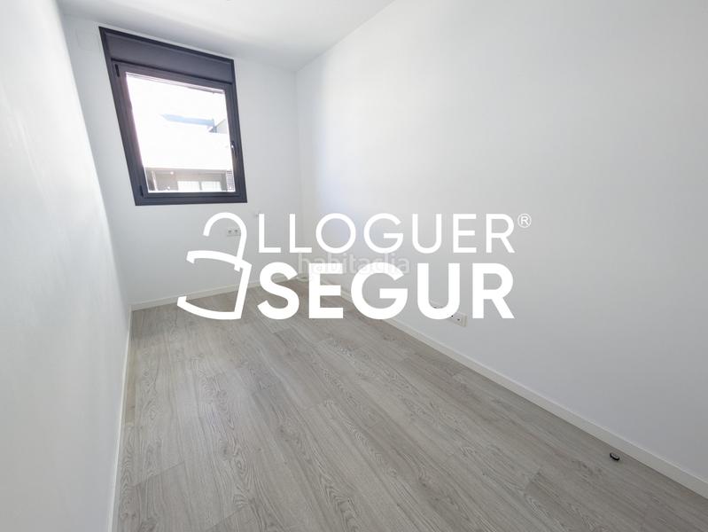 Foto a92f1161-e698-4fa2-b6fe-074d572b0634. Alquiler piso  pje. dels rosers cornella de llobregat en Cornellà de Llobregat